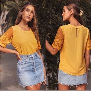NWT Lulu's Lisa Marie Lace Embroidered Sleeve Blouse